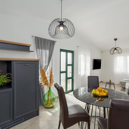 Apartments Zomzi Poreč Eksteriør billede