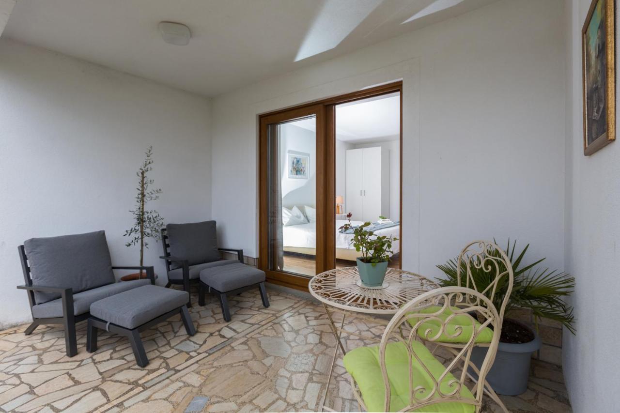 Apartments Zomzi Poreč Eksteriør billede