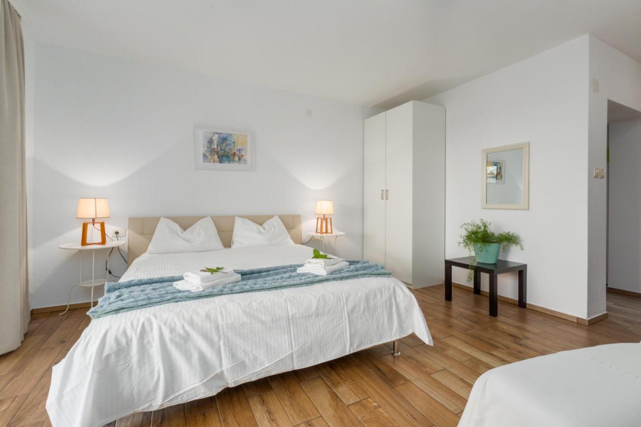 Apartments Zomzi Poreč Eksteriør billede