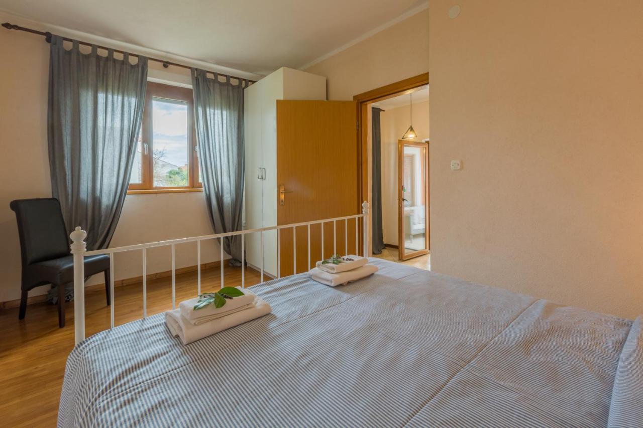 Apartments Zomzi Poreč Eksteriør billede