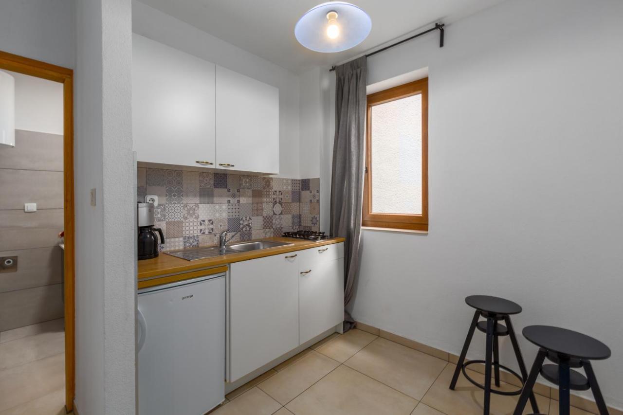 Apartments Zomzi Poreč Eksteriør billede