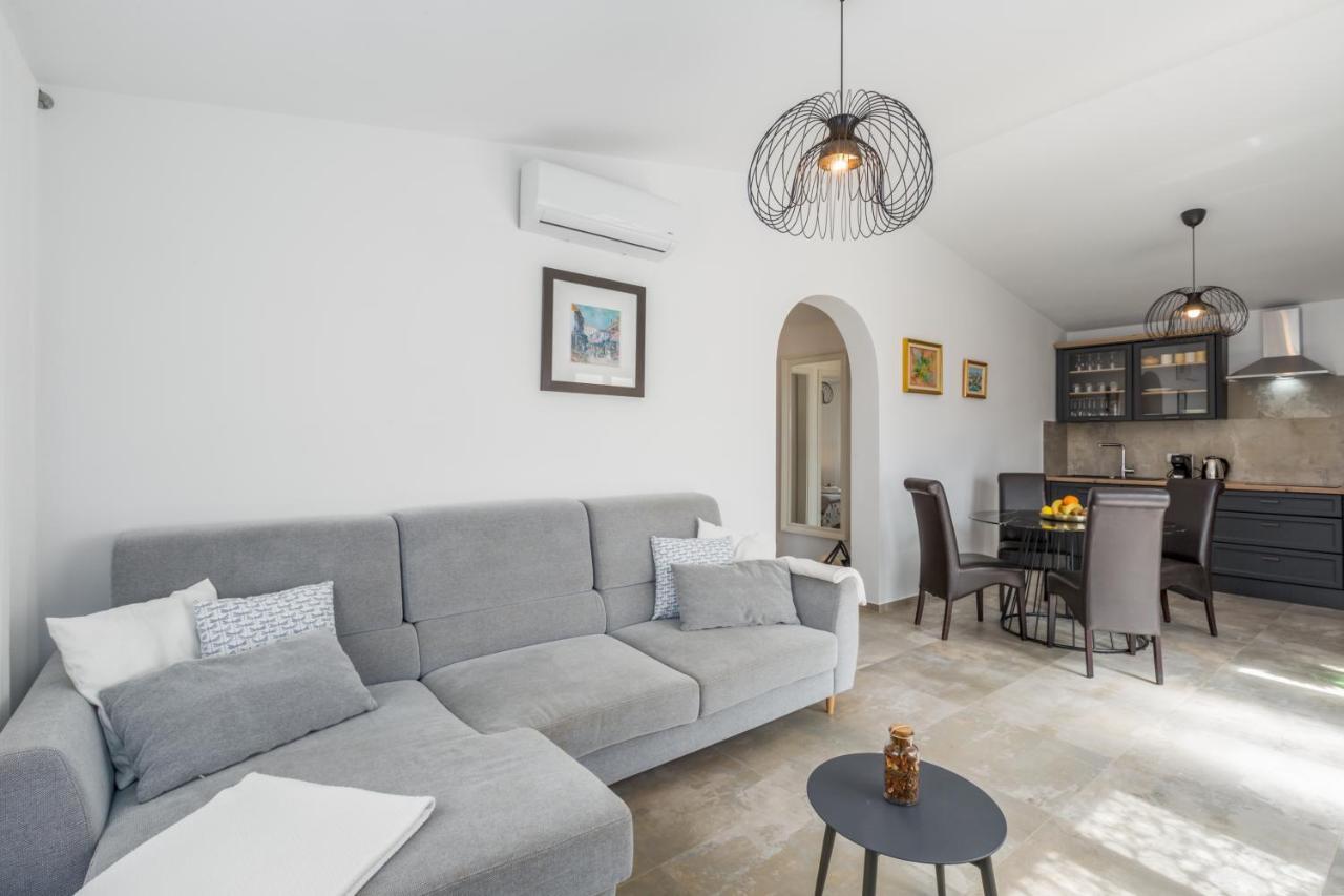 Apartments Zomzi Poreč Eksteriør billede