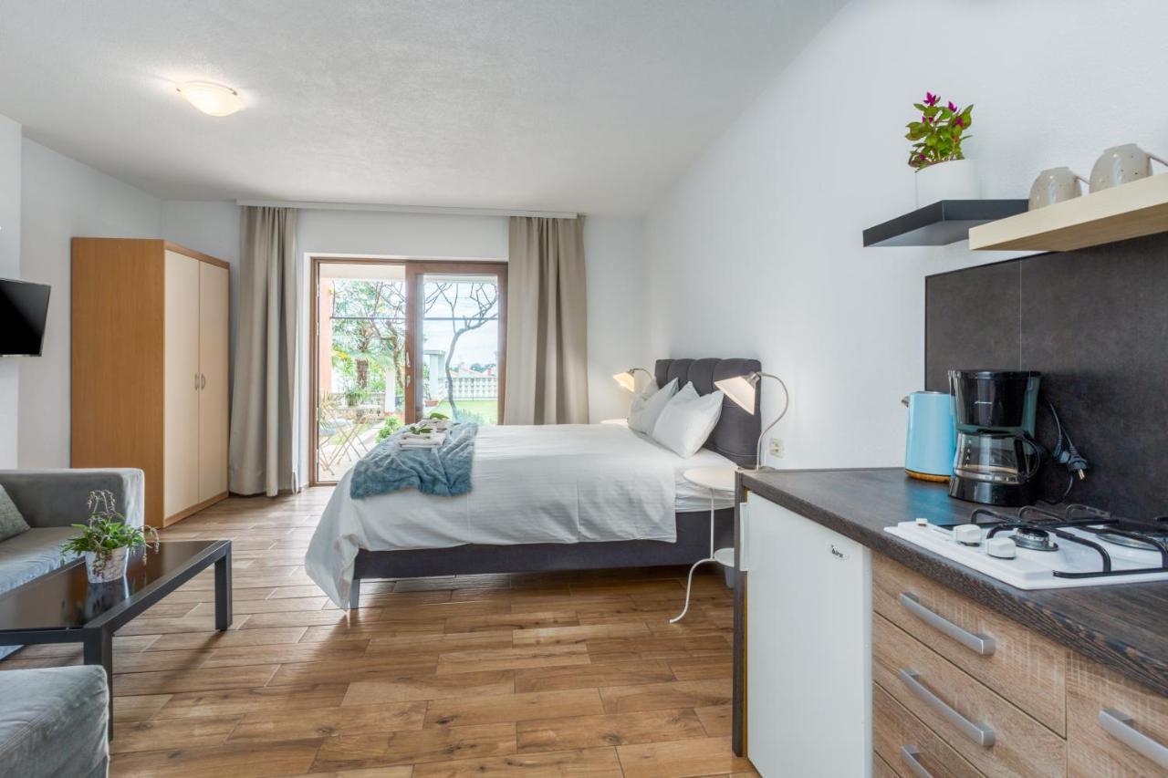 Apartments Zomzi Poreč Eksteriør billede
