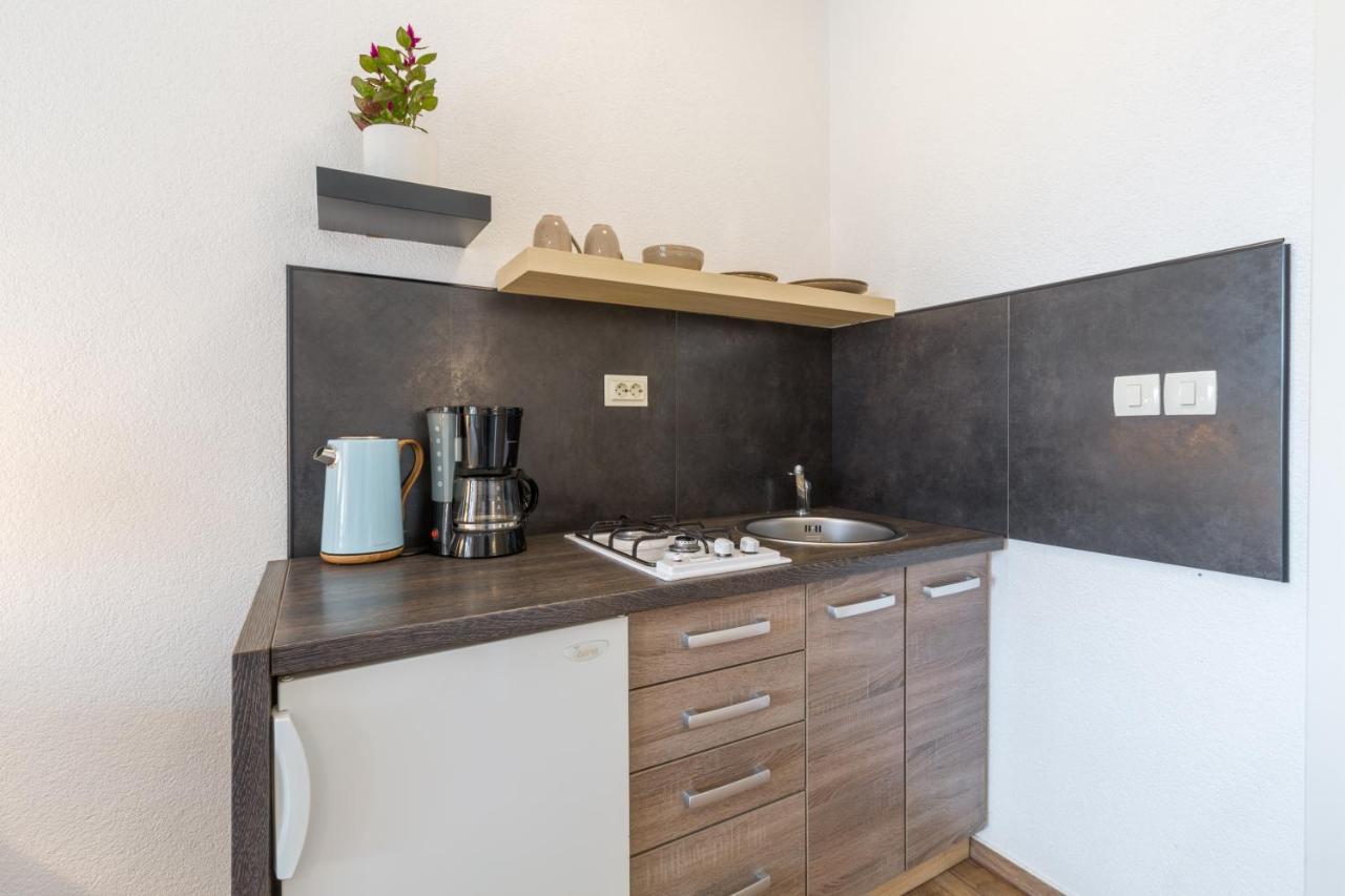 Apartments Zomzi Poreč Eksteriør billede